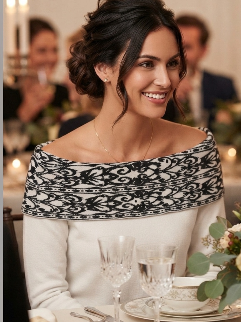 Anne Klein Off-White Sweater with Black Pattern